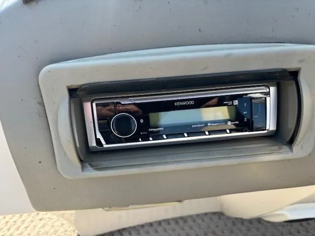 Slide: The Image of Kenwood stereo system in a 2007 Bennington 2275RL boat. - 13