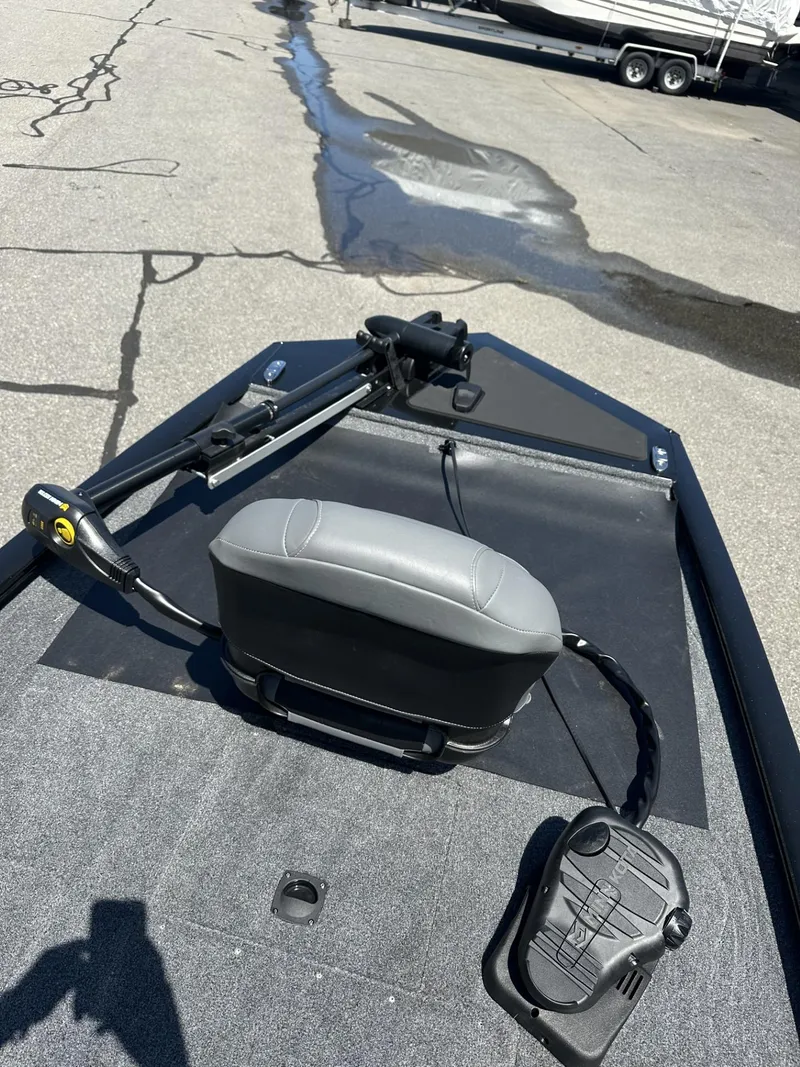 Slide: The Image of 2023 Tracker Pro 170 boat with trolling motor and seat. - 18