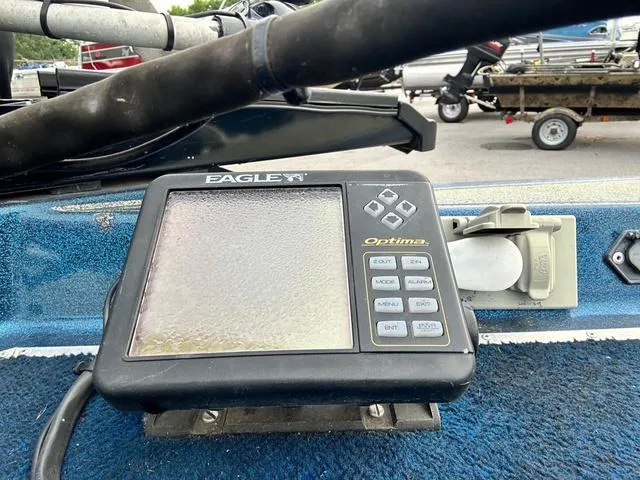 Slide: The Image of Norris Craft 1900XL VEE 1985 - 6