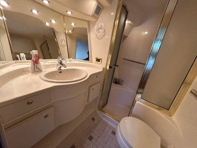 Slide: The Image of Image 33 - 33