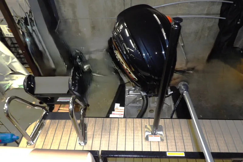 Slide: The Image of Veranda VR22RC 2025 - 11