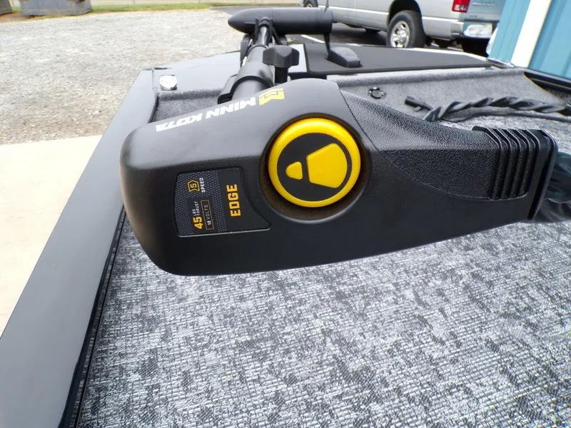 Slide: The Image of Trolling motor on 2025 Tracker Pro 170 boat, featuring Minn Kota Edge control. - 24