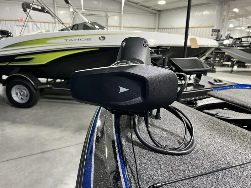 Slide: The Image of 2025 Nitro Z19 Pro boat with advanced trolling motor in showroom. - 2