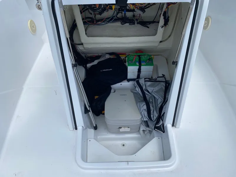 Slide: The Image of Wellcraft 202 Fisherman 2023 - 20