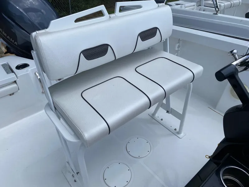 Slide: The Image of Wellcraft 202 Fisherman 2023 - 16