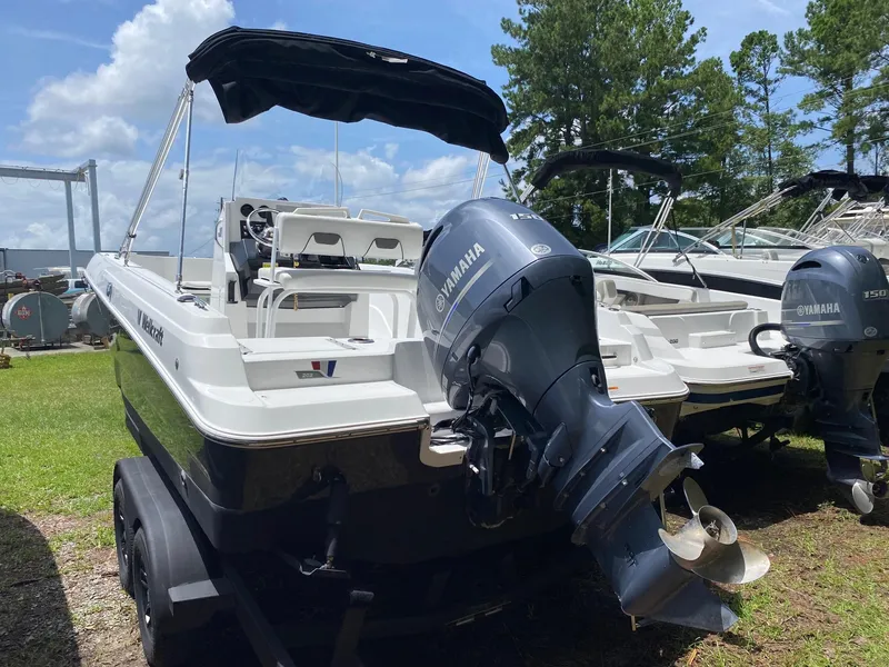 Slide: The Image of Wellcraft 202 Fisherman 2023 - 34