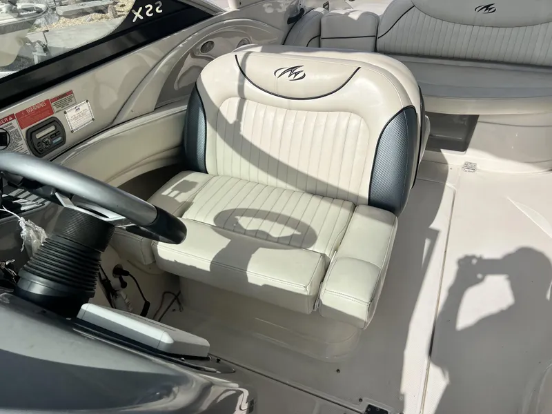 Slide: The Image of Monterey 318SSX Super Sport 2007 - 11