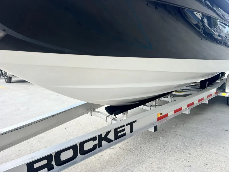 Slide: The Image of Monterey 318SSX Super Sport 2007 - 16