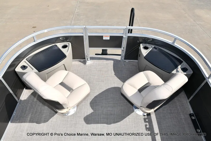 Slide: The Image of Sun Tracker FISHIN' BARGE 22 DLX w/150HP Mercury 4 Stroke 2025 - 70