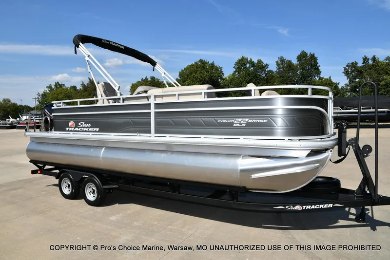 Slide: The Image of Sun Tracker FISHIN' BARGE 22 DLX w/150HP Mercury 4 Stroke 2025 - 71
