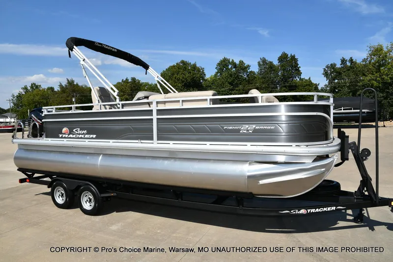 Slide: The Image of Sun Tracker FISHIN' BARGE 22 DLX w/150HP Mercury 4 Stroke 2025 - 73