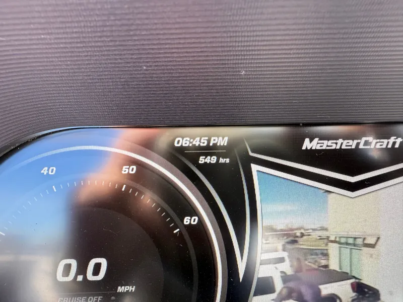 Slide: The Image of MasterCraft X24 2019 - 25