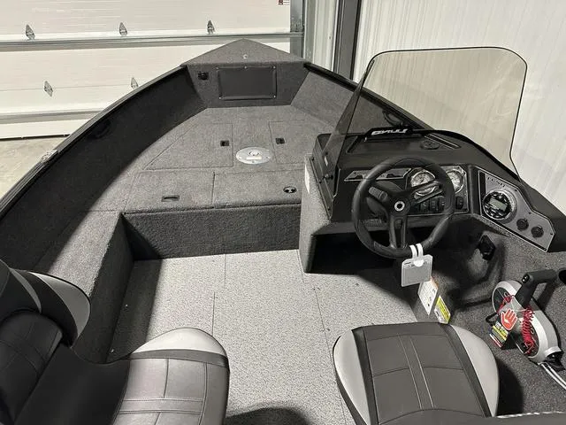 Slide: The Image of Lund 1650 Rebel XL SS 2025 - 10