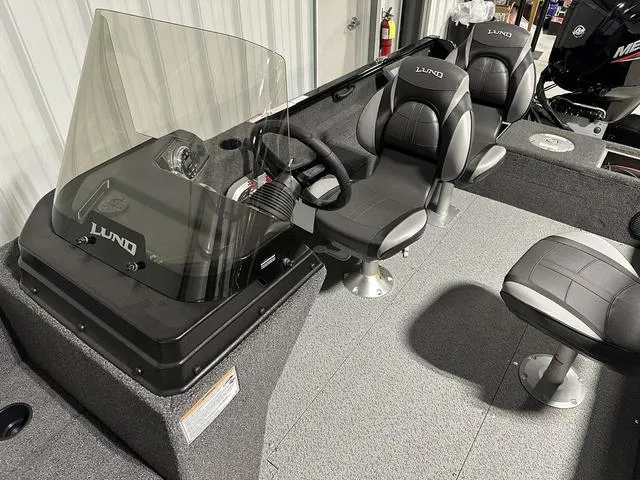 Slide: The Image of Lund 1650 Rebel XL SS 2025 - 16