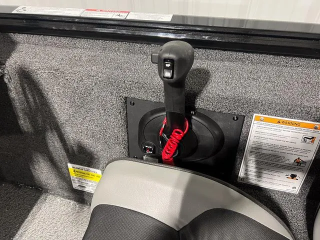 Slide: The Image of Lund 1775 Renegade SS 2025 - 15