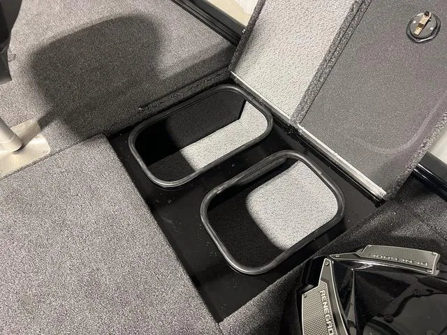 Slide: The Image of Lund 1775 Renegade SS 2025 - 22