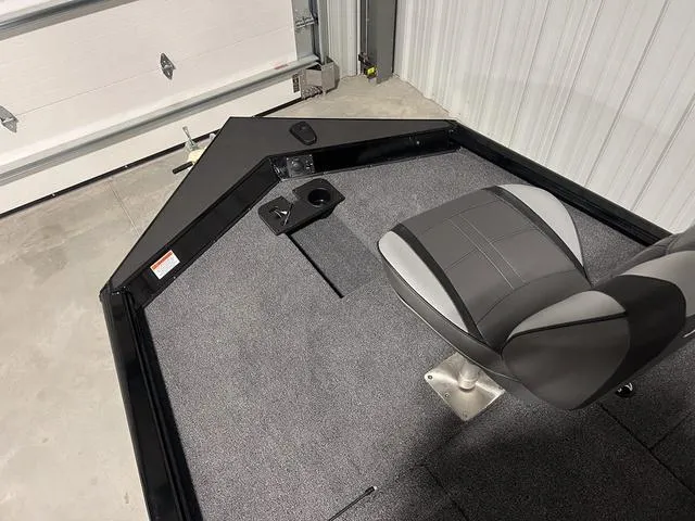 Slide: The Image of Lund 1775 Renegade SS 2025 - 23