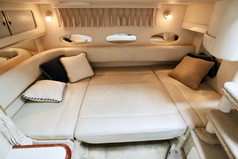 Slide: The Image of Sea Ray Sundancer 310 2001 - 3