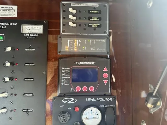 Slide: The Image of Regal 53 Sport Coupe 2016 - 39