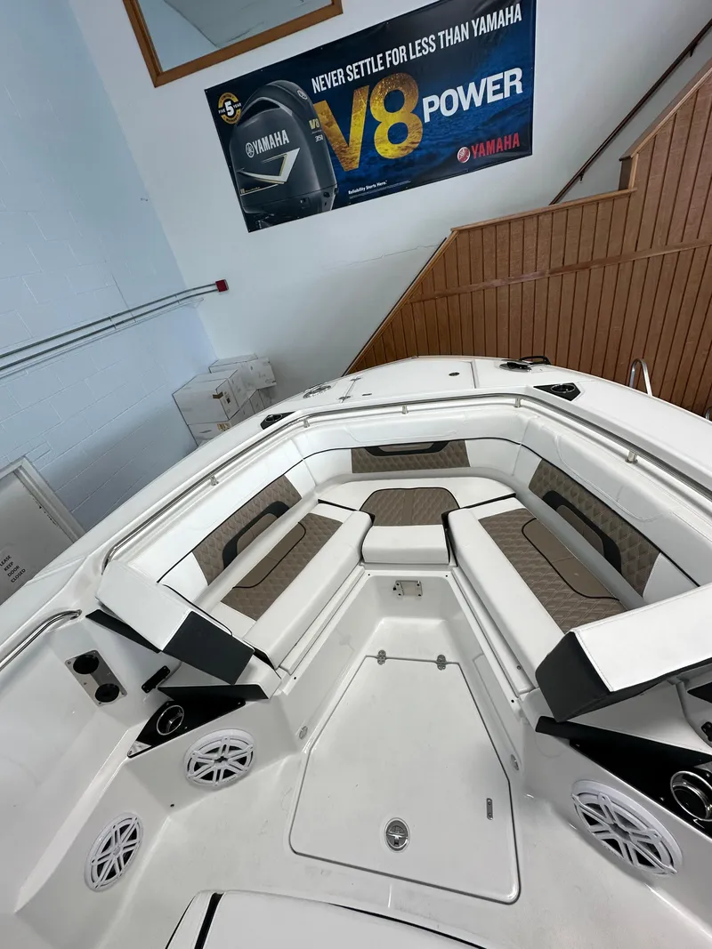 Slide: The Image of 2023 Blackfin 272 CC boat interior with Yamaha V8 power advertisement. - 3