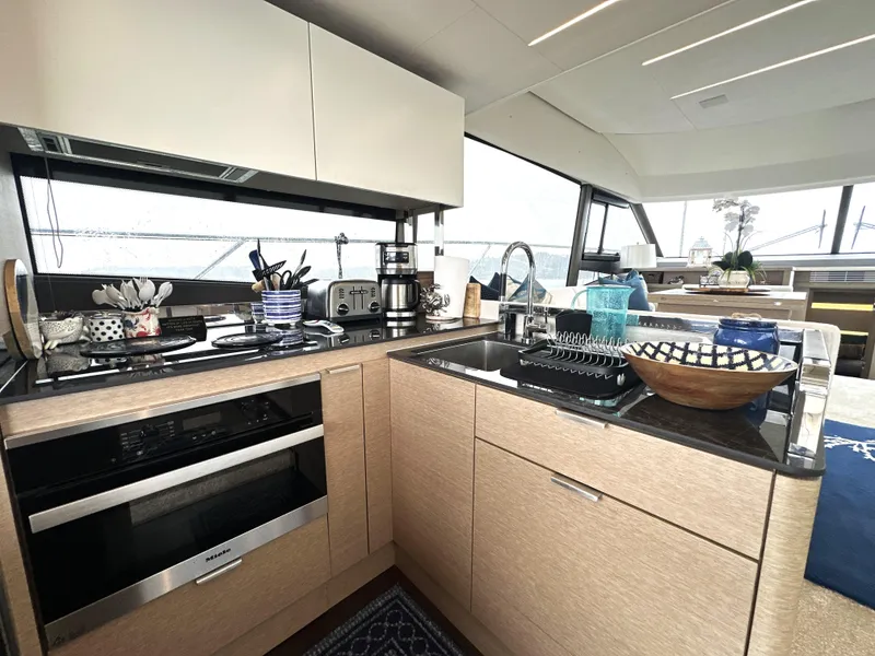 Slide: The Image of 2019 Prestige Yachts 590 Fly - 36