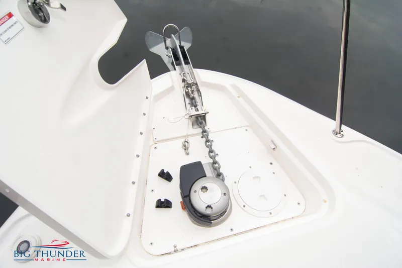 Slide: The Image of Anchor system on 2016 Sea Ray 370 Sundancer boat deck. - 44