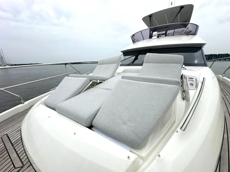 Slide: The Image of 2022 Prestige Yachts 460 Fly - 11
