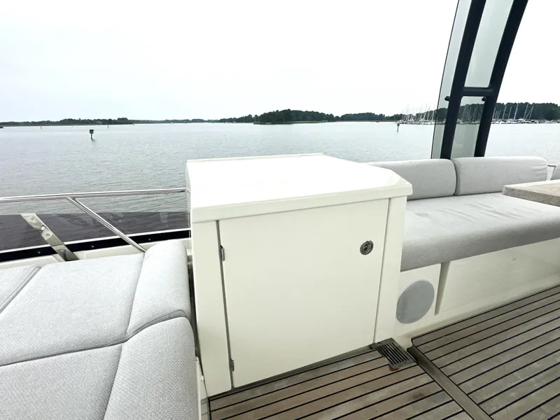 Slide: The Image of 2022 Prestige Yachts 460 Fly - 24