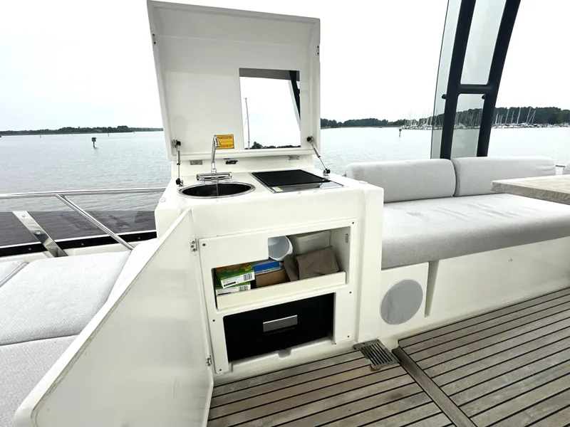 Slide: The Image of 2022 Prestige Yachts 460 Fly - 25