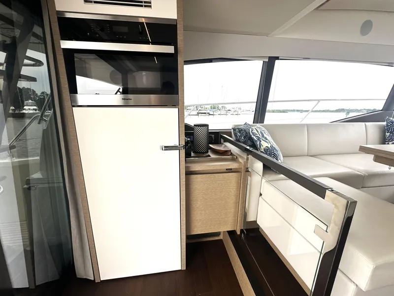 Slide: The Image of 2022 Prestige Yachts 460 Fly - 31