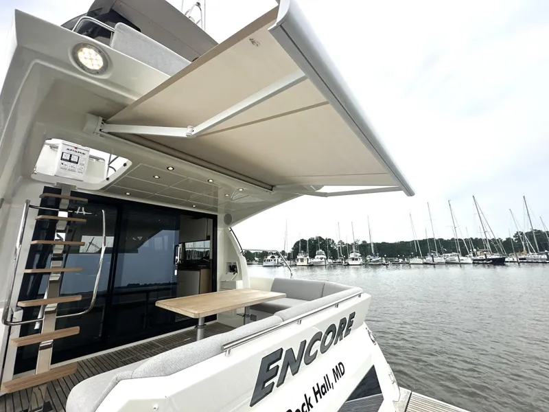 Slide: The Image of 2022 Prestige Yachts 460 Fly - 7