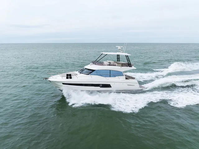 Slide: The Image of Prestige 460 2022 - 76