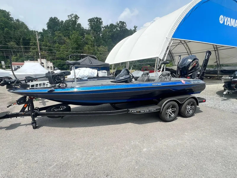 Slide: The Image of Skeeter ZXR 20 2025 - 15