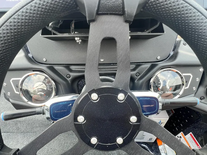 Slide: The Image of Skeeter ZXR 20 2025 - 2