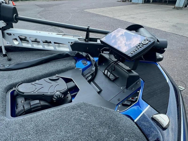 Slide: The Image of Skeeter ZXR 20 2025 - 27