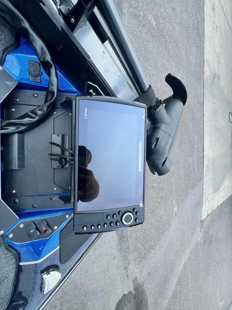 Slide: The Image of Skeeter ZXR 20 2025 - 28