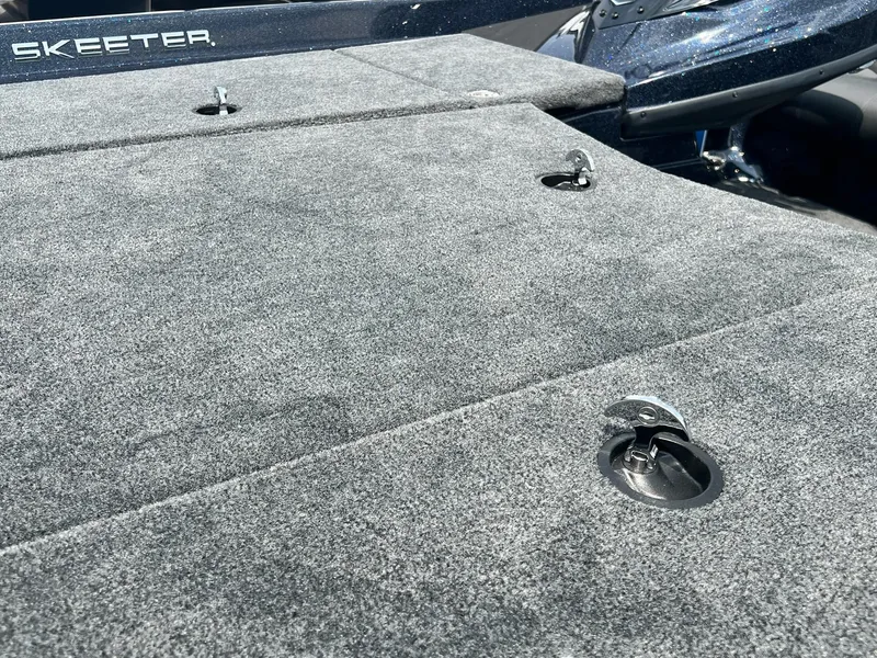 Slide: The Image of Skeeter ZXR 20 2025 - 38