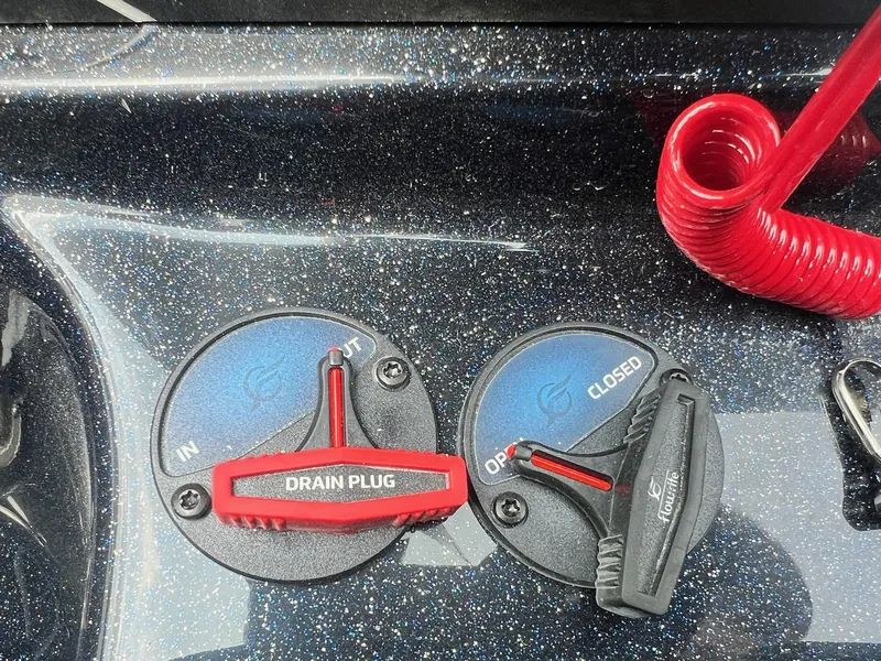 Slide: The Image of Skeeter ZXR 20 2025 - 40