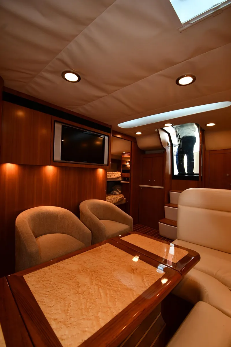 Slide: The Image of Tiara 4700 Sovran 2007 - 54