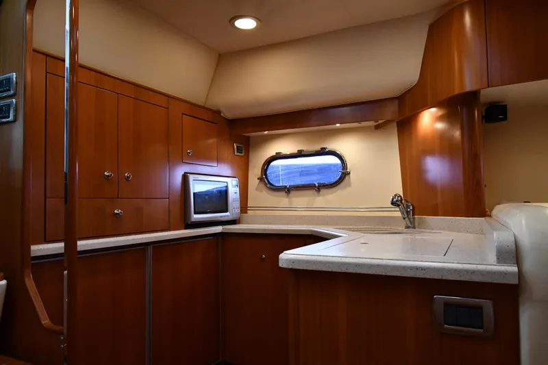 Slide: The Image of Tiara 4700 Sovran 2007 - 55