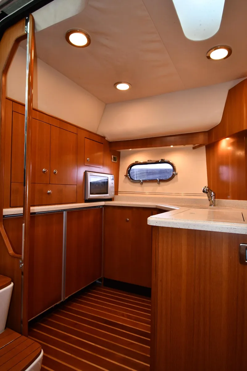 Slide: The Image of Tiara 4700 Sovran 2007 - 56