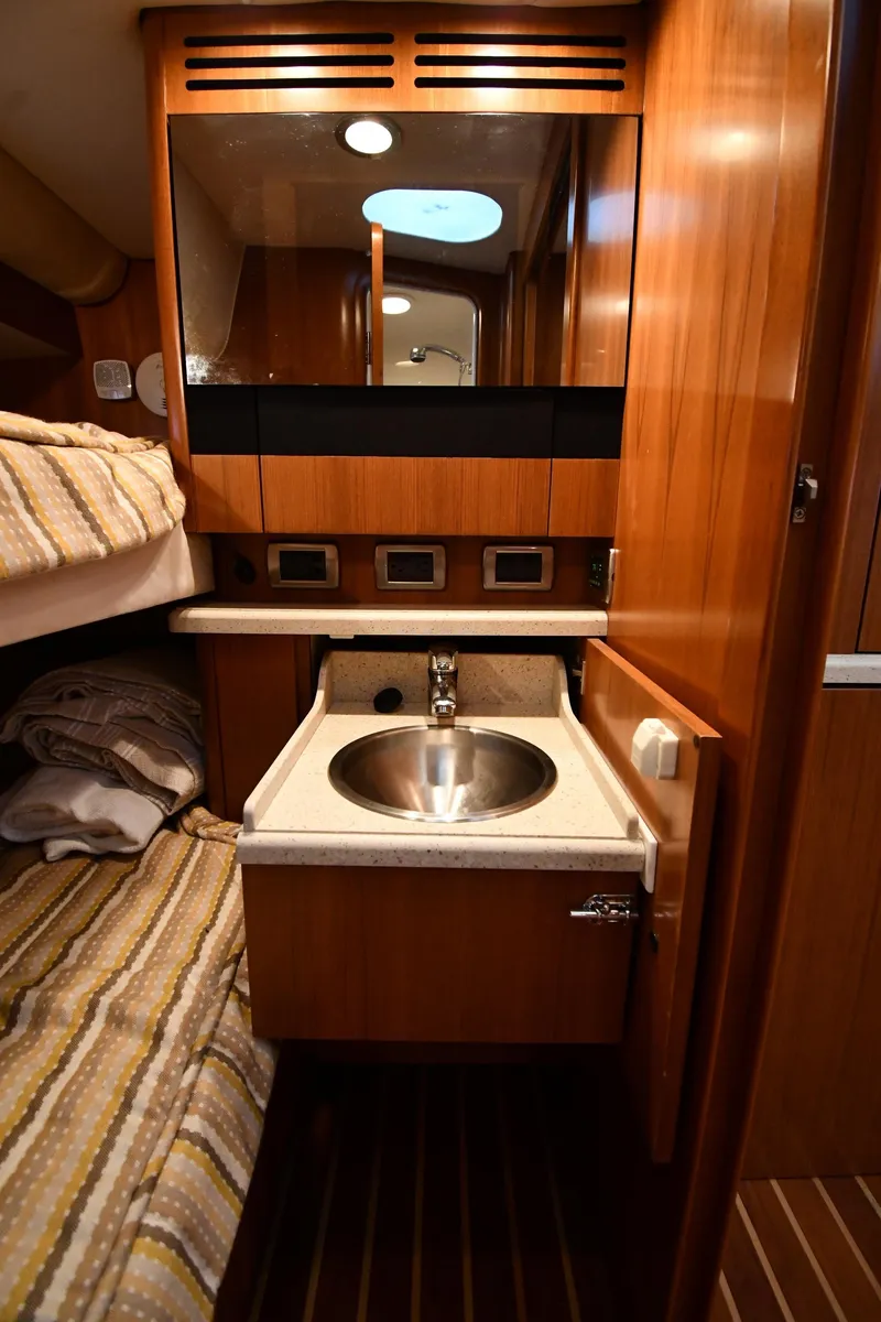 Slide: The Image of Tiara 4700 Sovran 2007 - 65