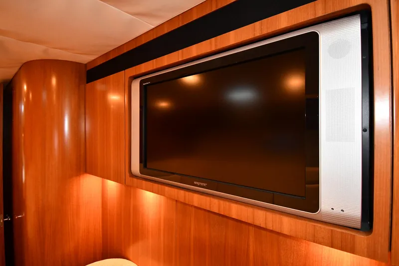 Slide: The Image of Tiara 4700 Sovran 2007 - 67