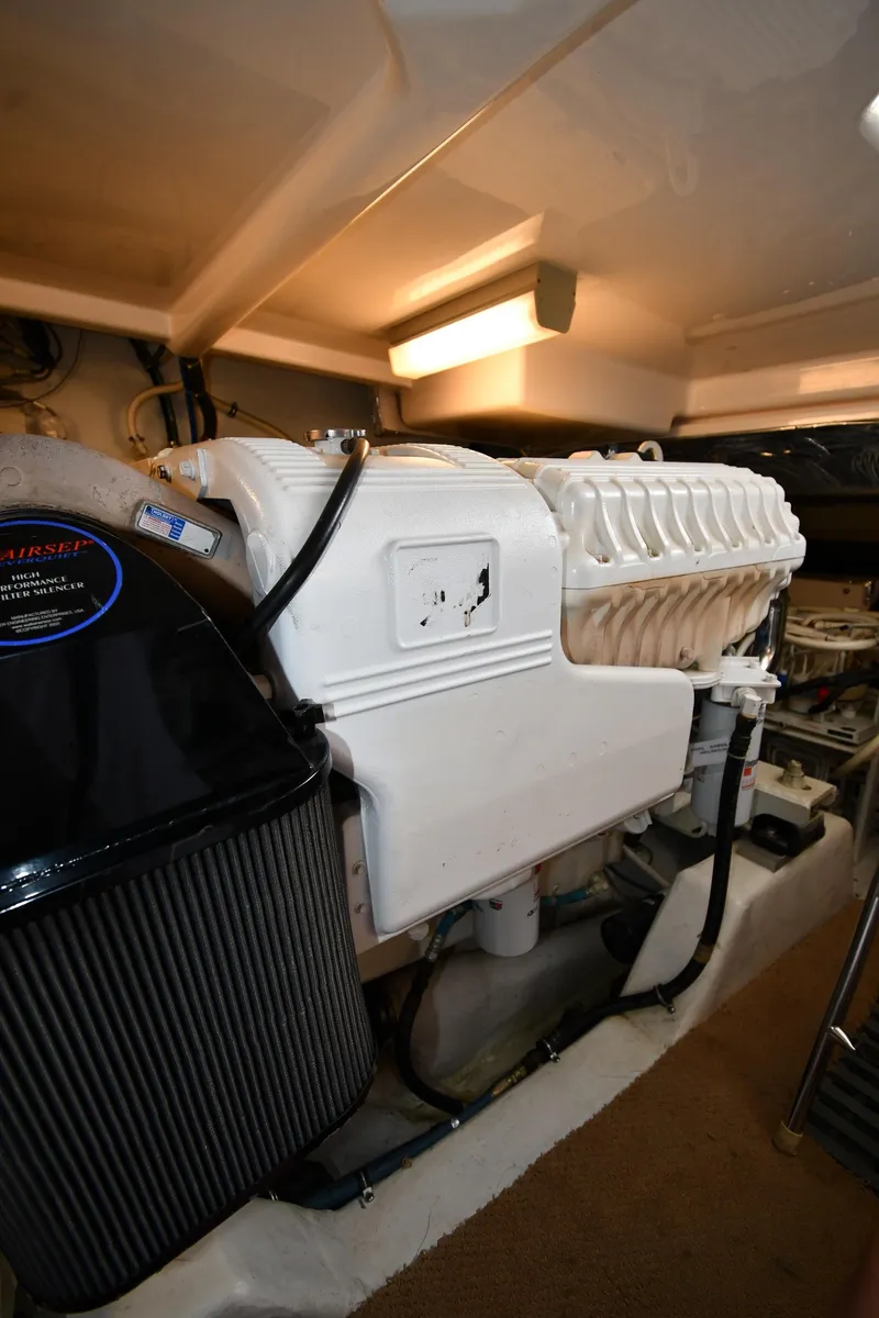 Slide: The Image of Tiara 4700 Sovran 2007 - 72