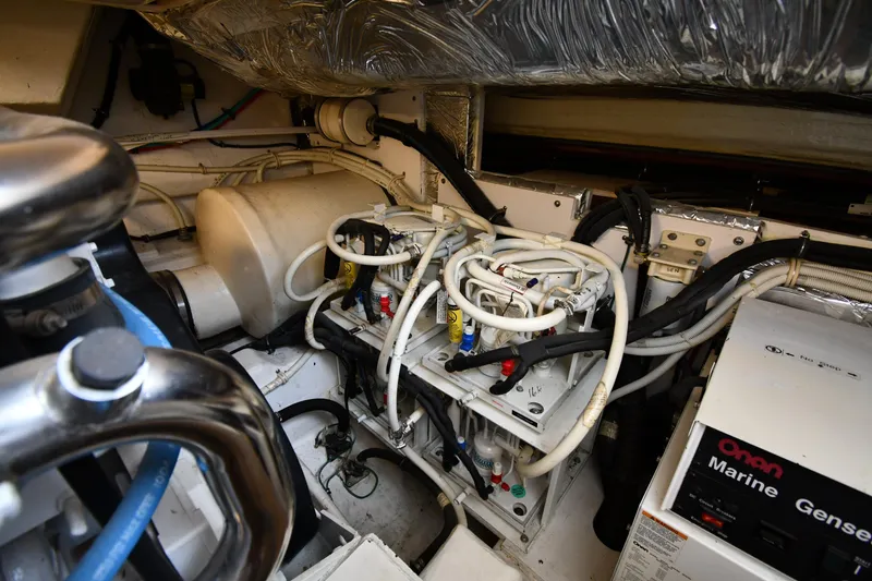 Slide: The Image of Tiara 4700 Sovran 2007 - 73