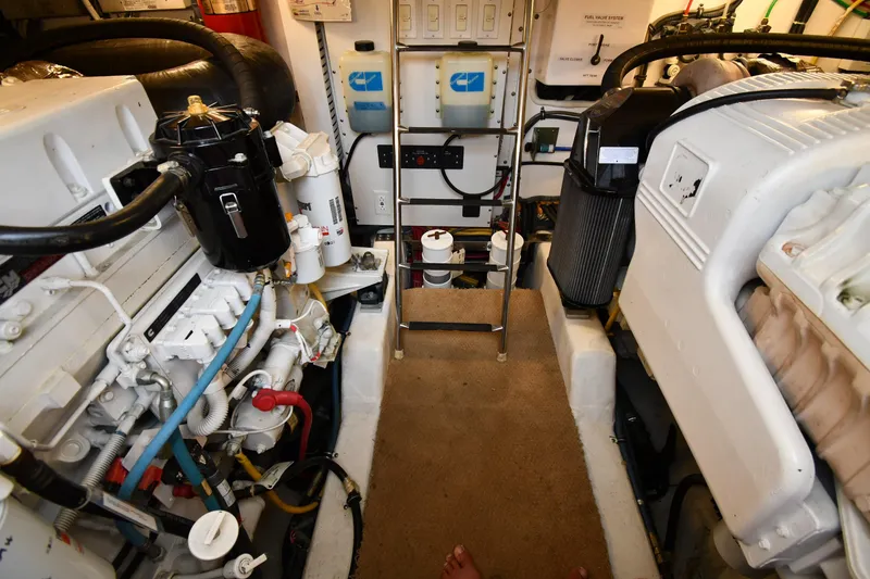 Slide: The Image of Tiara 4700 Sovran 2007 - 79