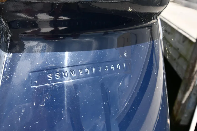 Slide: The Image of Tiara 4700 Sovran 2007 - 88