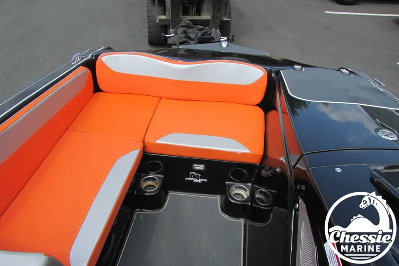 Slide: The Image of Heyday Wake Boats WT-2 2017 - 10