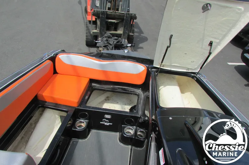 Slide: The Image of Heyday Wake Boats WT-2 2017 - 11