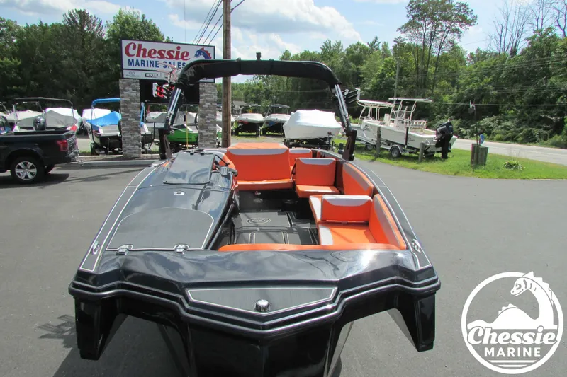 Slide: The Image of Heyday Wake Boats WT-2 2017 - 8